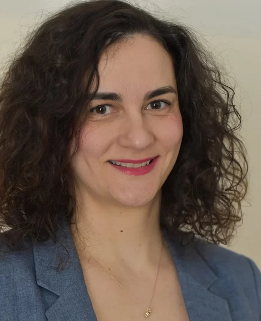 Ομιλητές 25 Φρόσω Τζιντζηροπούλου